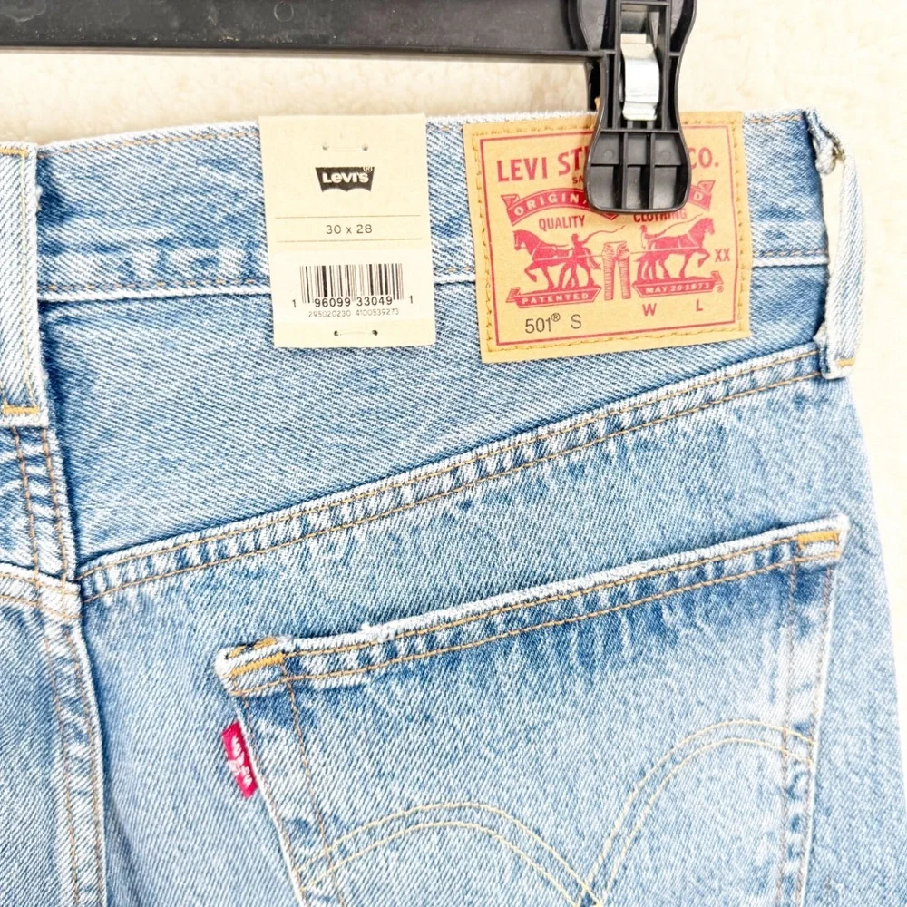 Levi's High rise Fitted Distressed Skinny Jeans Size 30 NWT - Picture 5 of 11